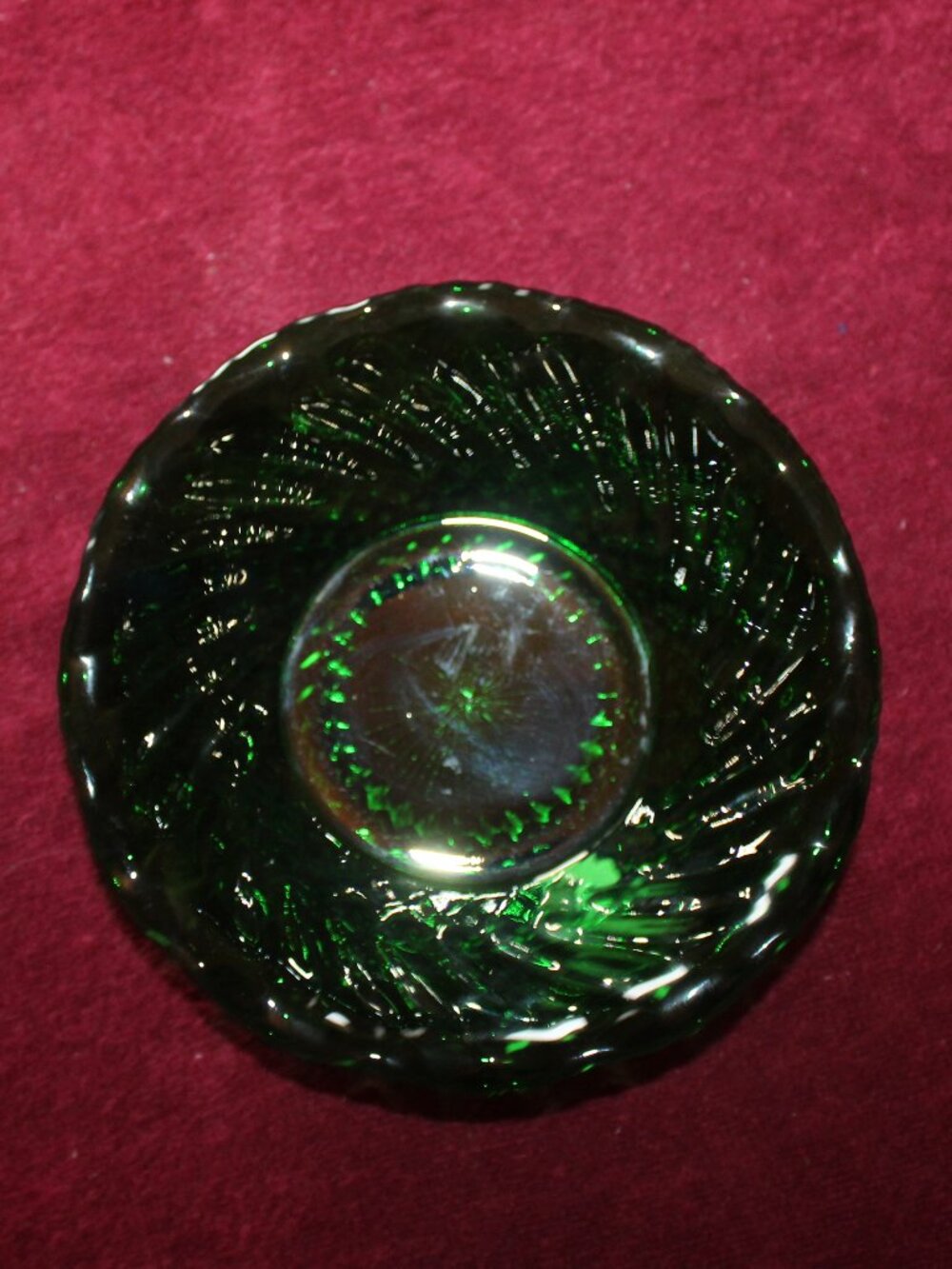 Vintage Anchor Hocking Forest Green Glass Diamond Swirl Ruffled Edge Bowl - Picture 2 of 5